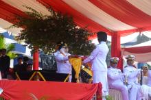 Peringatan HUT Ke-78 Kemerdekaan RI di Tanjungpinang Diselingi Penyerahan Penghargaan