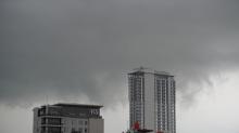 Cuaca Kota Batam Hari Ini: Beragam, Berawan Hingga Hujan Ringan, Suhu Maksimal 33Â°C