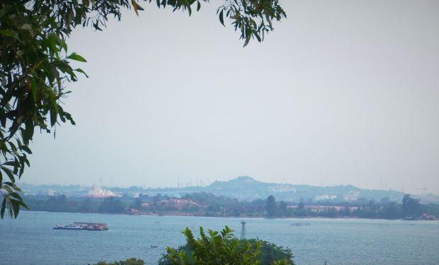 Cuaca Perairan Batam Hari Ini, Jumat: Hujan Ringan dan Gelombang Rendah