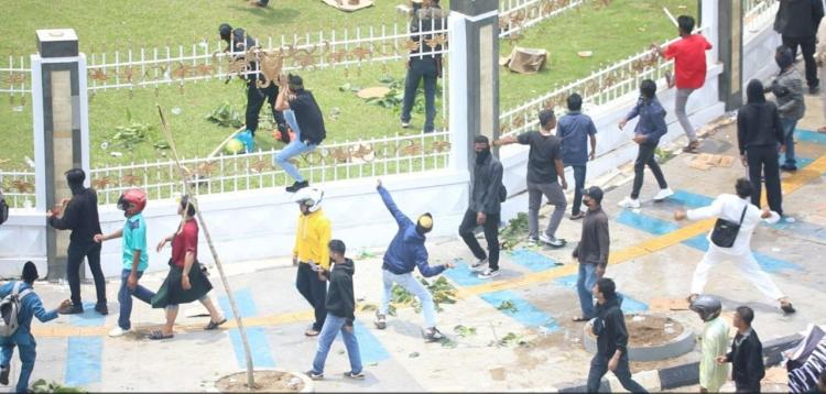 5 Orang Pengunjuk Rasa di Kantor BP Batam Dinyatakan Positif Menggunakan Narkoba