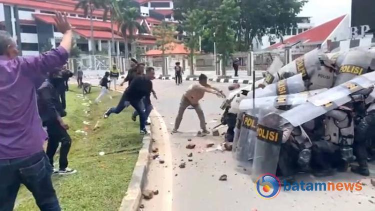 Daftar 43 Orang yang Ditangkap dalam Aksi Anarkis di Kantor BP Batam, 5 Positif Narkoba