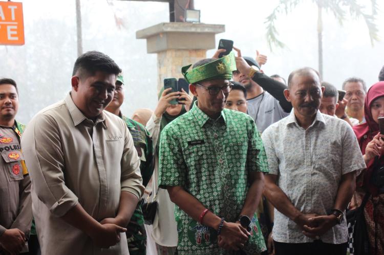 Sandiaga Uno Buka Workshop Kabupaten/Kota Kreatif di Bintan, Dorong Pertumbuhan Ekonomi Kreatif