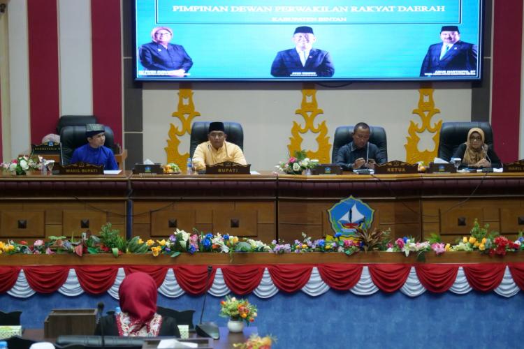 Rapat Paripurna DPRD Kabupaten Bintan Bahas Perubahan APBD 2023