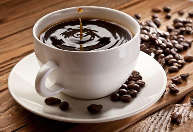 Rahasia Menghidangkan Kopi yang Sempurna: Urutan Penting dalam Meracik