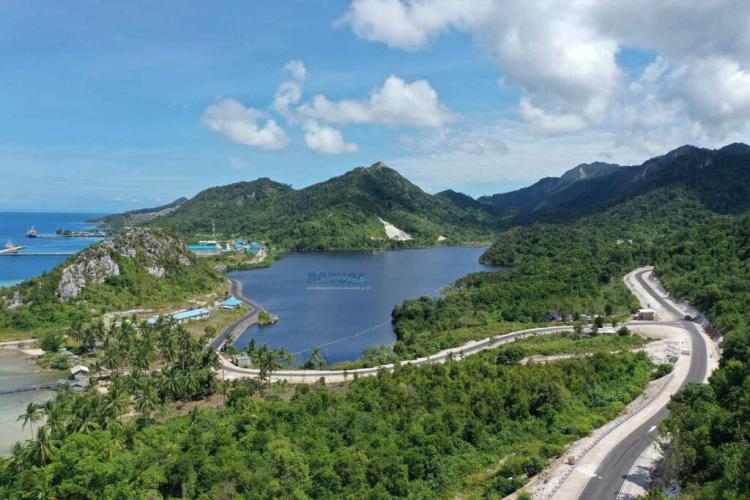 Telok Depeh, Tempat Tersembunyi yang Harus Anda Kunjungi di Natuna