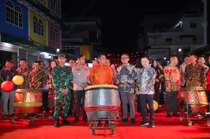 Asparnas Sukses Gelar Kepri Lantern Dream Parade 2023: Festival Budaya yang Memukau