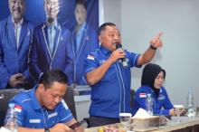 Kehilangan Besar Bagi Partai Demokrat Riau: Agung Nugroho Pimpin Pemakaman Arwan Citra Jaya di Rengat