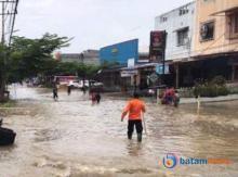 Pekanbaru Siaga Banjir: BPBD Monitor dan Siapkan Perahu Karet untuk Evakuasi Warga