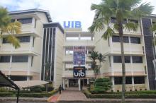 Universitas Internasional Batam Buka Lowongan Staf Administrasi, Tawarkan Gaji Hampir Rp 5 Juta
