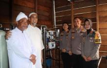Bantuan Mesin Air Bersih Polres Dumai untuk Warga Tanah Adat Senepis