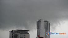 Cuaca Kota Batam Hari Ini Diperkirakan Kembali Diguyur Hujan Siang Hari