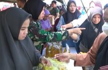 Makogabwilhan I Dompak Jadi Pusat Antrean Masyarakat di Bazar Murah