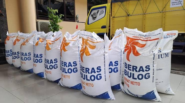 647 Ton Beras Bulog Tiba di Karimun, Stok Aman Sampai Akhir Tahun