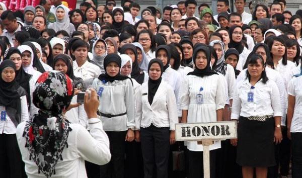 Fatmawati Harapkan Pemkab Bintan dan Lingga Antisipasi Dampak RUU ASN Terhadap Honorer
