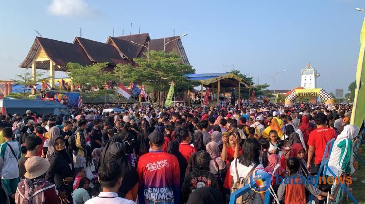 Antusiasme Luar Biasa! Karimun Fun Walk 2023 Disambut Belasan Ribu Peserta
