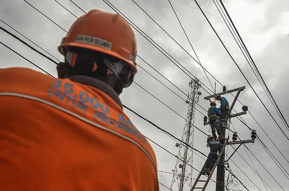 Warga Keluhkan Sudah Sebulan Pemadaman Listrik Bergilir di Daik Lingga Tak Kunjung Usai