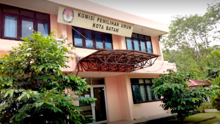 Dikirim Lewat Kapal Laut, 12.964 Logistik Pemilu 2024 Tiba di KPU Batam