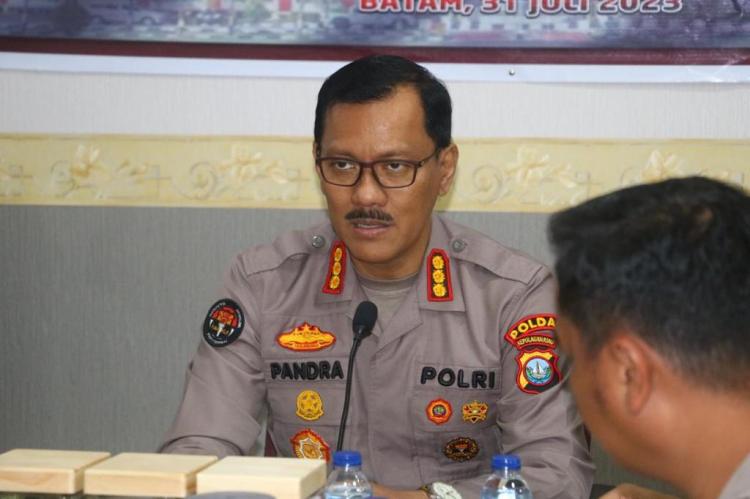 Kapolres Lingga AKB Fadli Agus hingga Kapolres Karimun AKBP Ryky Widya Muharam Dimutasi