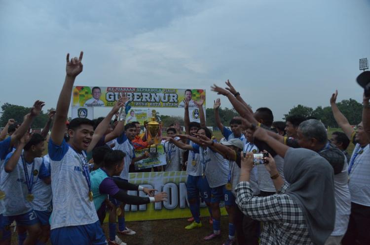 Gubernur Kepri Ansar Ahmad Resmi Menutup Turnamen Gubernur Kepri Cup Tahun 2023