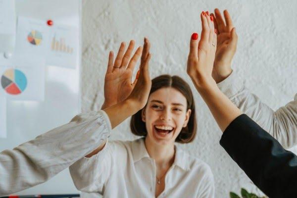 8 Tips Memulai Hari Senin Biar Tetap Semangat