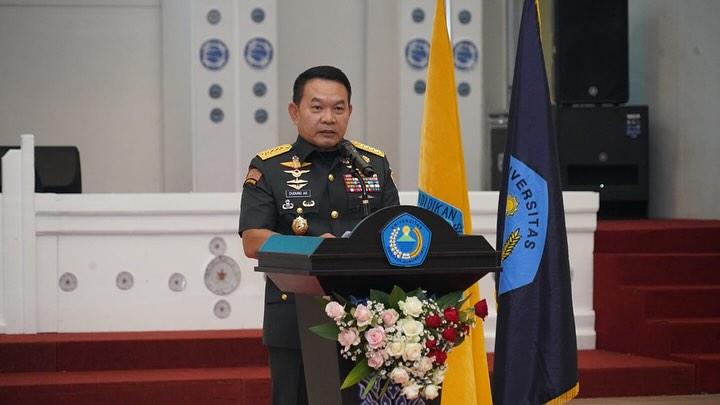Presiden Joko Widodo Akan Melantik Kepala Staf Angkatan Darat yang Baru Besok