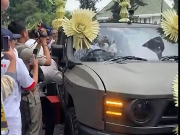 Spesifikasi Mobil Maung Pindad yang Digunakan Prabowo-Gibran saat Mendaftar ke KPU RI