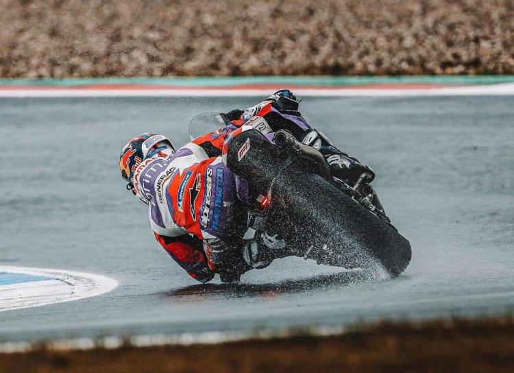 Jorge Martin Kembali Raih Kemenangan Kelima Beruntun di Sprint Race MotoGP Thailand 2023