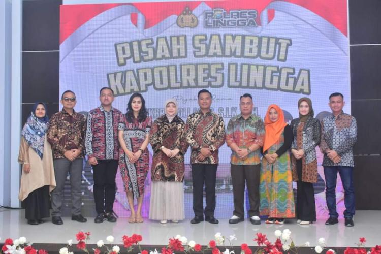 Pisah Sambut Kapolres Lingga, Bupati Nizar Puji AKBP Fadli Agus dan Titip Harapan untuk AKBP Robby Topan Manusiwa