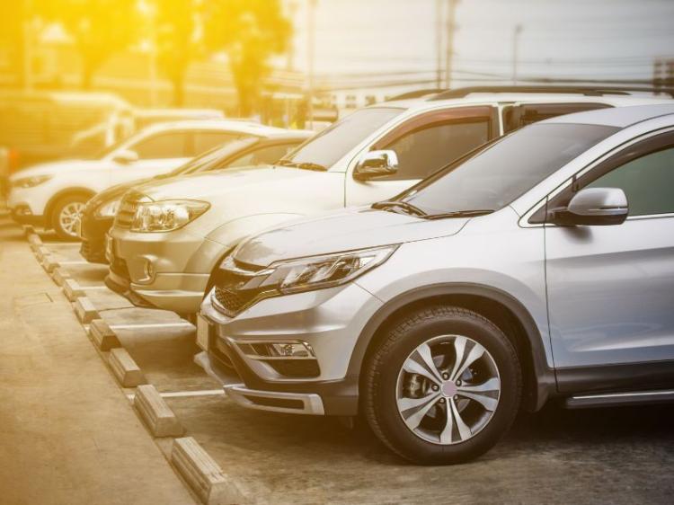 Tips Beli Mobil Bekas, Cek Surat Kendaraan Bisa Dilakukan Secara Online