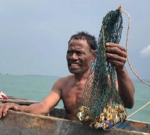 Perjuangan Nelayan Rempang di Batam Menyelam Cari Gonggong, dari Laut ke Meja Makan