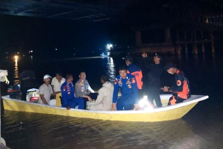 Kecelakaan di Jembatan Langgam Riau: Pengendara Motor Tewas, Satu Hilang