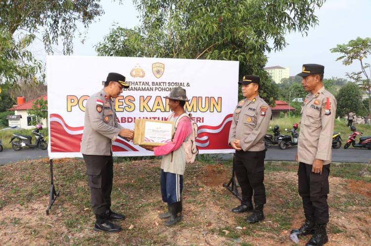 Rakorbin SDM Polri, Polres Karimun Tanam Pohon Buah dan Tebar Paket Sembako