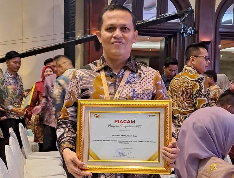  Pemprov Kepri Raih Penghargaan ITKP Terbaik Ke-II Secara Nasional
