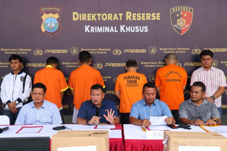 Kronologi Pengungkapan Kasus Hilangnya Uang Belasan Milyar Milik Nasabah Bank di Batam