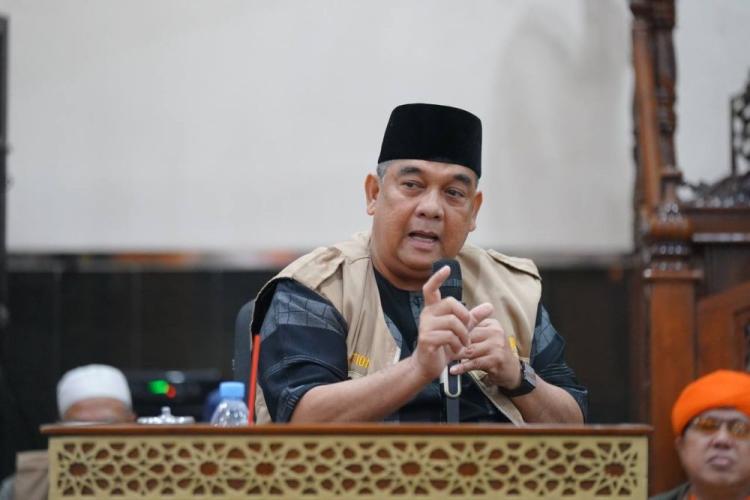 Plt Gubernur Riau Luncurkan Gerakan Salat Berjamaah di Masjid untuk ASN hingga Honorer