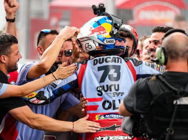 Alex Marquez Mengejutkan, Raih Kemenangan di Sprint Race MotoGP Malaysia