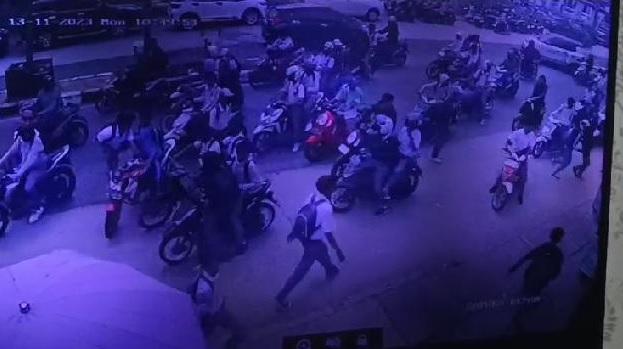 Aksi Penyerangan Pelajar, SMK Negeri 3 Kota Jambi Serang SMA Negeri 5, Pagar Hancur!