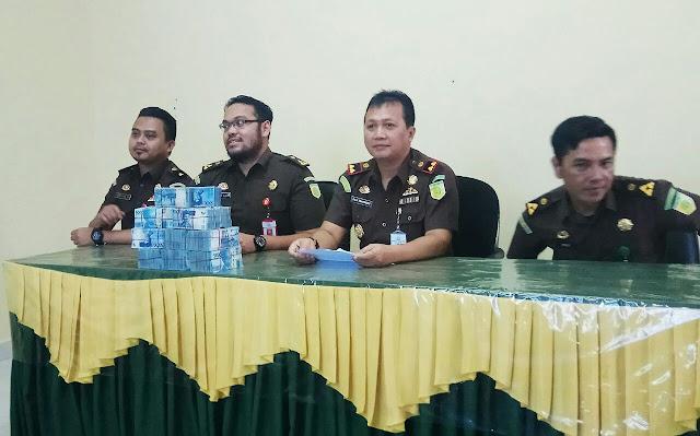 Profil dan Rekam Jejak Mantan Kajari Lingga, OTT KPK Hingga Adili Aktifis KAMI