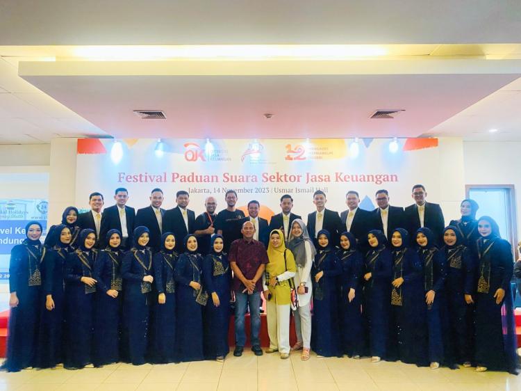 Paduan Suara Bank Riau Kepri Syariah Voice Raih Medali Perak Ajang FPSSJK 2023