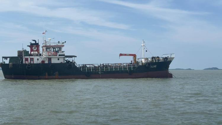 BC Kepri Tangkap Mini Tanker Penyelundup BBM di Perairan Anambas, Dua Orang Ditetapkan Tersangka