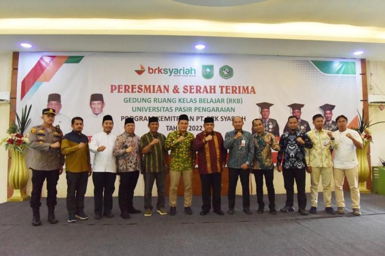 RKB Universitas Pasir Pangaraian dari Program CSR BRK Syariah Diresmikan Plt Gubri 
