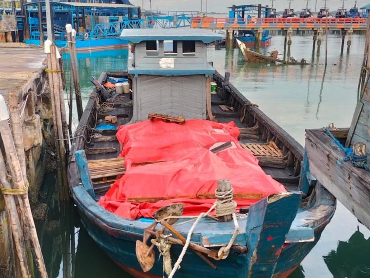 Bea Cukai Tangkap Kapal Pengangkut Rokok Ilegal, Nilainya Mencapai Rp 14 Miliar 