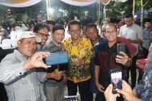  Silaturahmi dengan Masyarakat Perumahan Marcelia Batam, Ansar Paparkan Program Pembangunan