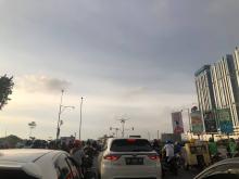 Prakiraan Cuaca Batam Hari Ini: Berawan Pagi, Hujan Petir Siang, Hingga Berawan Malam