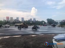 Banjir hingga Pengaspalasan di Jalan Ahmad Yani Batam, Lalu Lintas Dialihkan