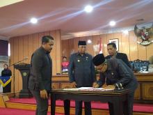 Karimun Sahkan Perda Kabupaten Layak Anak, Pionir Perlindungan Anak di Negeri Berazam