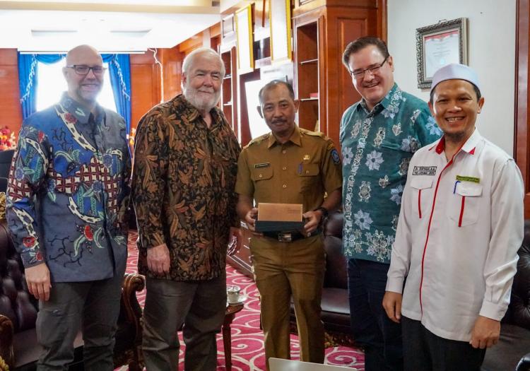  Sekda Kepri Bertemu Civitas Akademika Universitas Rhode Island, Jajaki Kerja Sama Peningkatan SDM ASN