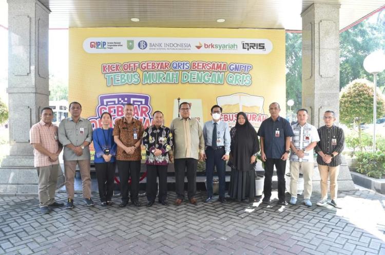 Beli Minyak Goreng Hanya Rp1 Pakai QRIS BRK Syariah, Ini Lokasinya 