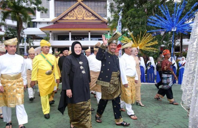 Pemko Batam Instruksikan Pemakaian Baju Melayu dalam Peringatan Hari Jadi ke-194