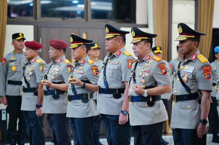 Resmi Menjadi Kapolda Kepri Brigjen Yan Fitri Halimansyah Pulang Kampung, Naik Pangkat Bintang Dua 